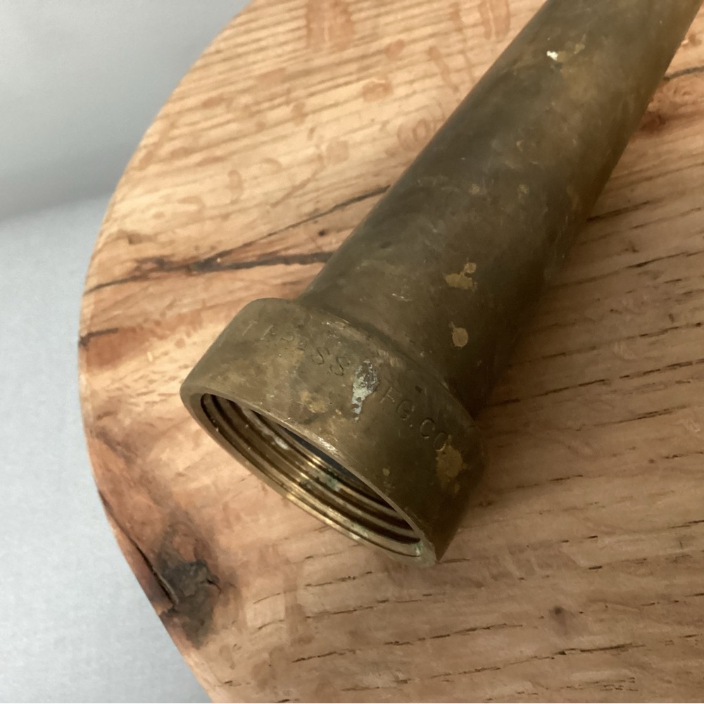 🟡 Vintage Elkhart Brass Mtg Co. Fireman’s Hose Nozzle - 10” Solid Brass w/seal - Picture 5 of 13